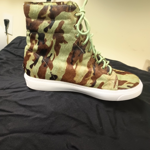 Jeffrey Campbell Flavia Camo Print Leather High Tops, Blogger Favorite! Sold Out - Picture 9 of 15
